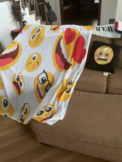 Kids decor emoji