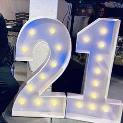 4ft Light Up 2 And  1