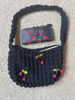 NEED GONE ASAP!!! FREE FREE FREE bag & wallet 🍒