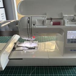 Computerized Embroidery Machine 