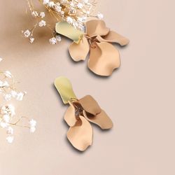 Beige Post Back Earrings