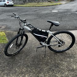 Schwinn Mountain Bike 