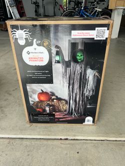 Halloween Animatronics - Pre-Lit Animated Phantom- 6Ft+ Tall
