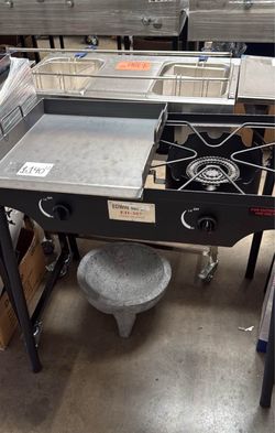 Plancha de  16 ×16 con 2 quemadores con Mangera