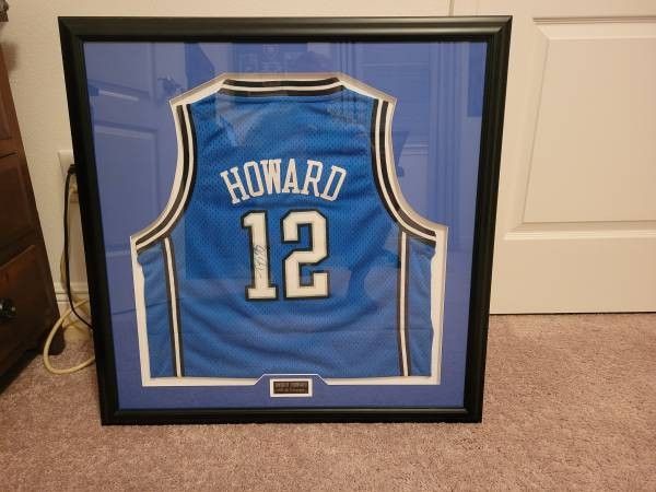Framed matted Dwight Howard Autographed Jersey COA smoke free pet free kid free home