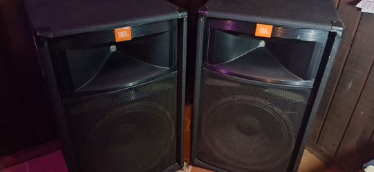JBL TR125 Professional 15" PA Speakers (Pair) - Clean
​Price