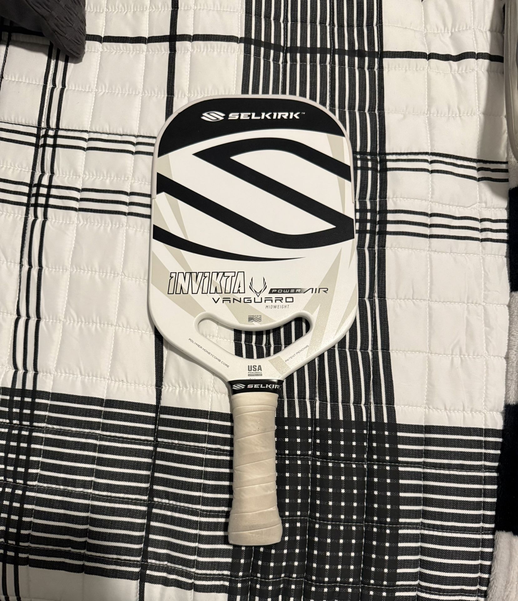 Selkirk Invikta Vanguard Power Air