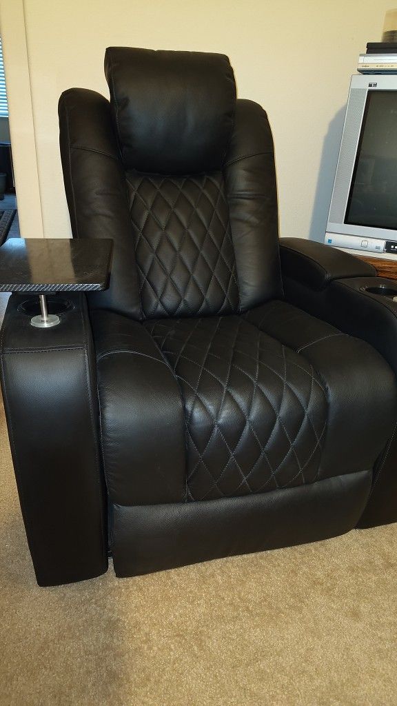 Theater Style Recliner 