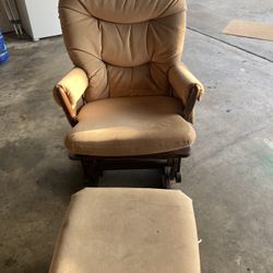 Una Silla De Gamusa Para descansar