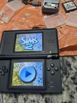 Nintendo DS lite few DS games charger stylus charger $72