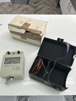 Yokogawa 2404 Hand Crank Insulation Tester