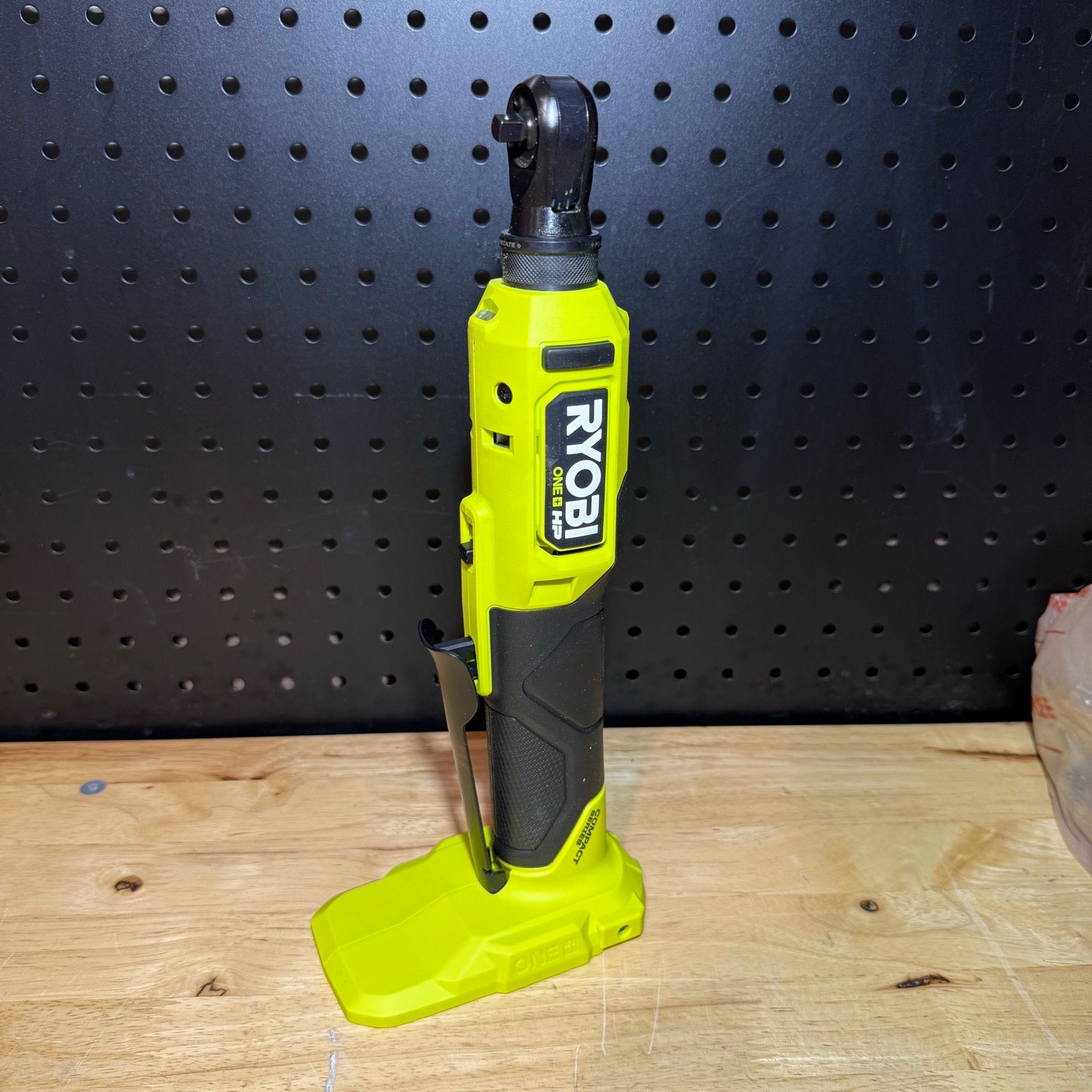 RYOBI ONE+ 18V HP Brushless Cordless Compact 1/4 in. High Speed Ratchet (Tool Only)