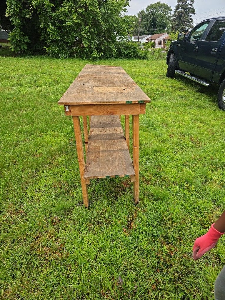 Wooden Work Bench