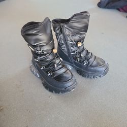 Toddlers Snow Boots Size 11