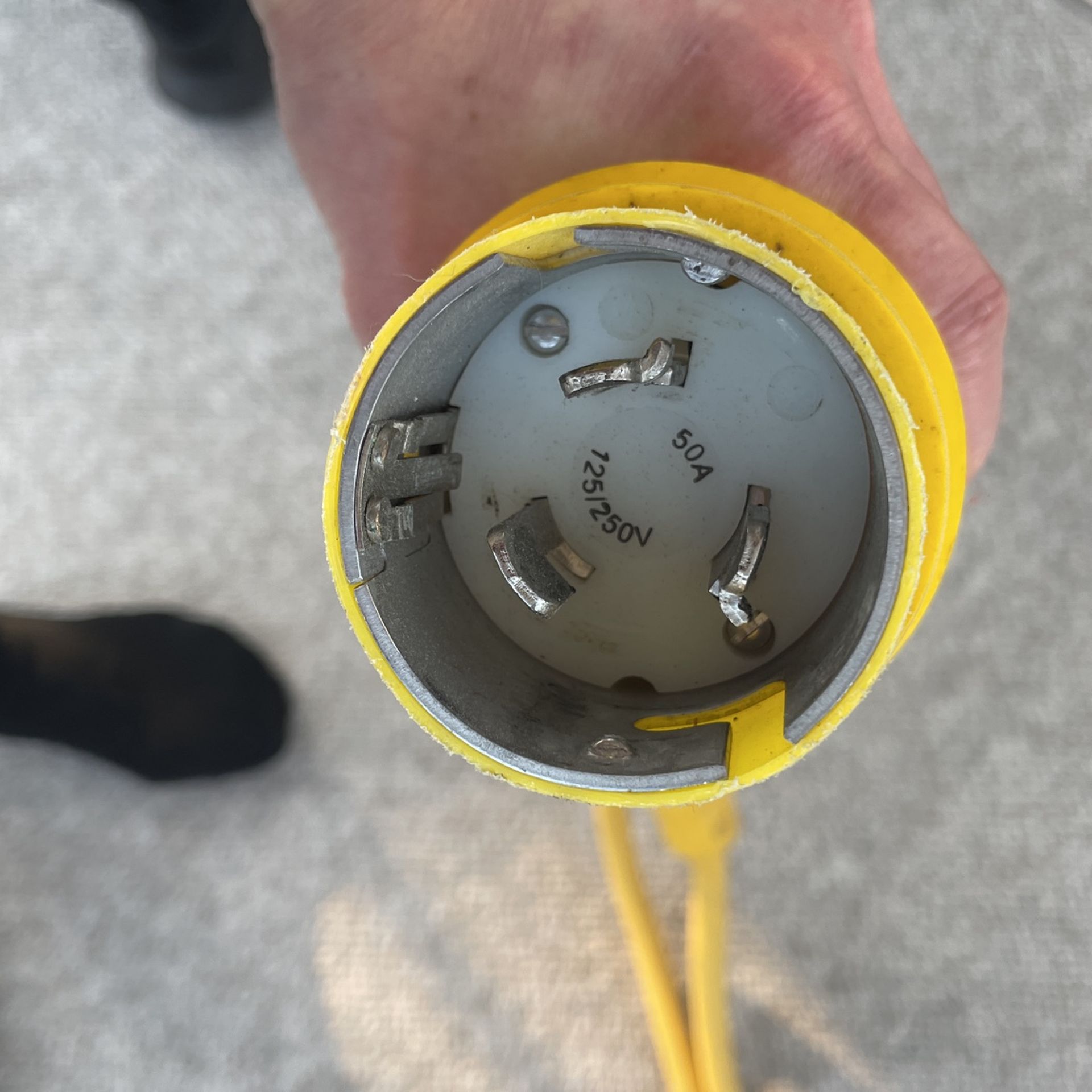 Y♢771 Okinawan Marinco Y adapter 50 Amp 125/250V Locking Dock Side/Male Plug, Two