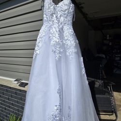 Beautiful New Wedding Dress 