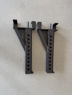 Near new Rep Fitness Spotter Arms