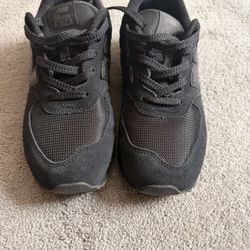 New Balance Sneakers 