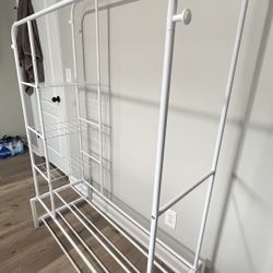 Closet Rak 