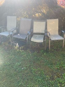 Outdoor chairs Please Read