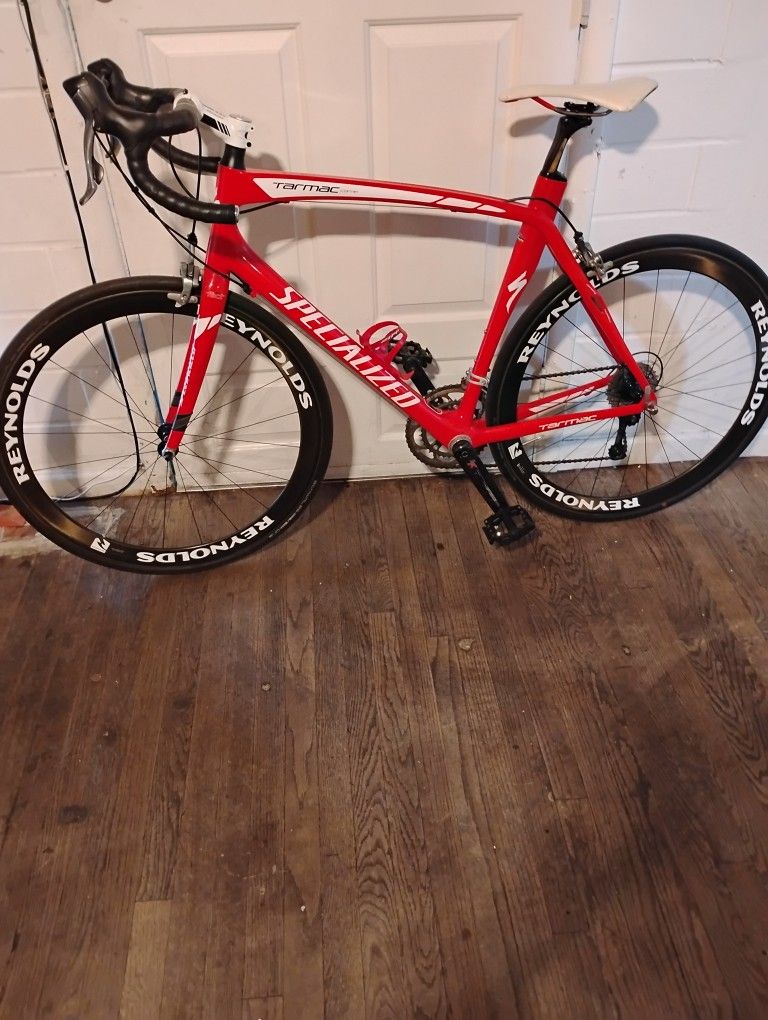 Specialized Tarmac Carbon Bike