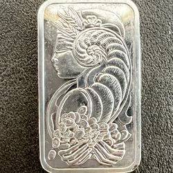 PAMP Suisse Lady Fortuna Switzerland 1/2oz 999 FINE silver bar !