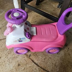 Minnie Mouse Ride On Toy 
