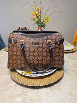 Guess purse
