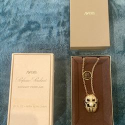 Unused! Vintage Avon Unworn Gold Tone, Sonnet, Perfume Pendant Necklace