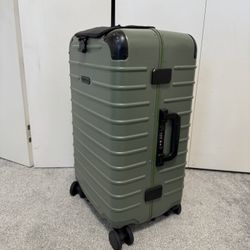 “Check-In Closet” Suitcase by Solgaard 
