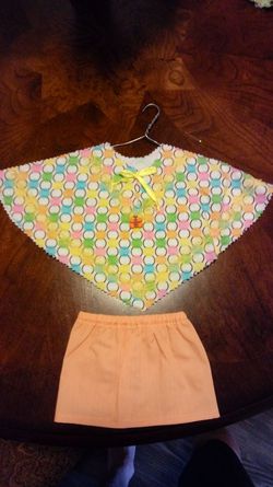 Amercsn girl doll clothes. Skirt and poncho