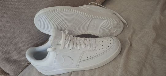 Nike Court Vision Size 9.5