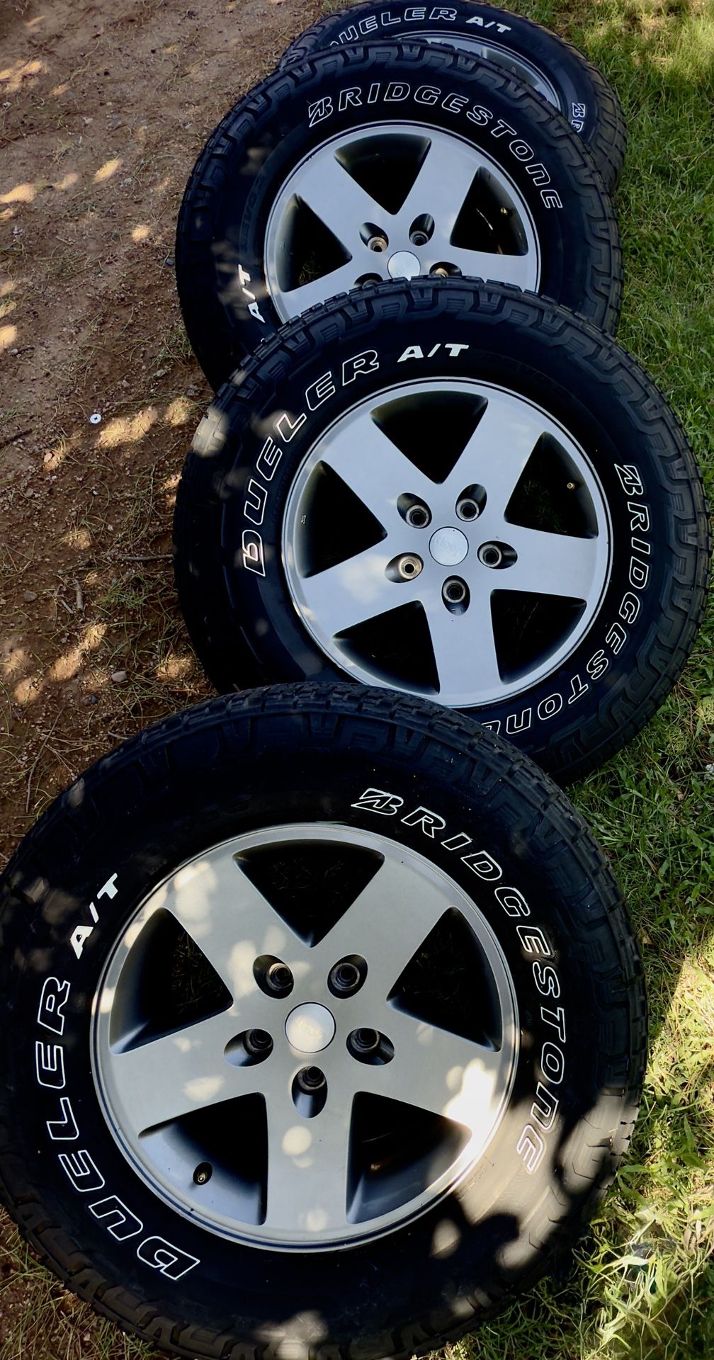 (5) 17’ DUELER BRIDGESTONE TIRES GREAT CONIDTION
