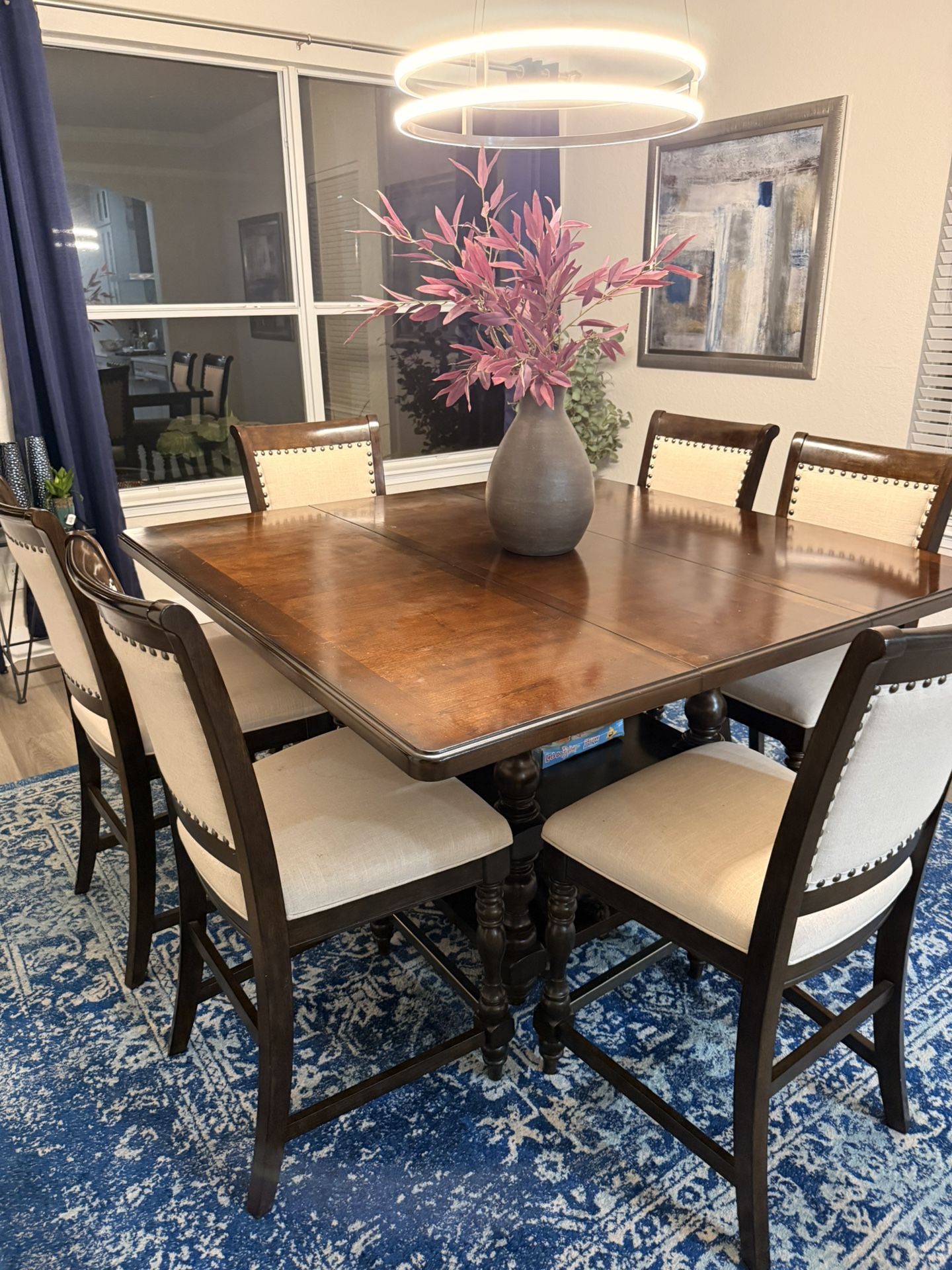 Haverty’s Furniture High Top Table and 6 chairs