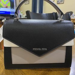 Michael Kors Brand New With Tag 
