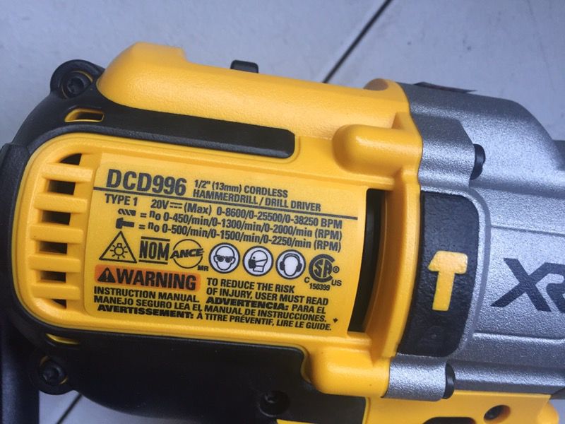 do dewalt tools have serial numbers