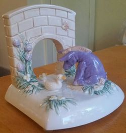 Charpente Classic Winnie the Pooh - Eeyore Bookend