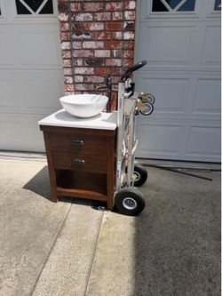 Bathroom cabinet