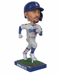 Mookie Betts Bobblehead 25’