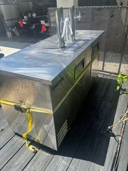 Dual kegerator