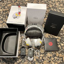 Limited Edition Mickey Mouse Beats Solo3