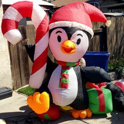 Christmas Penguin Inflatable 