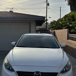 2015 Mazda 3 Hatchback i Touring