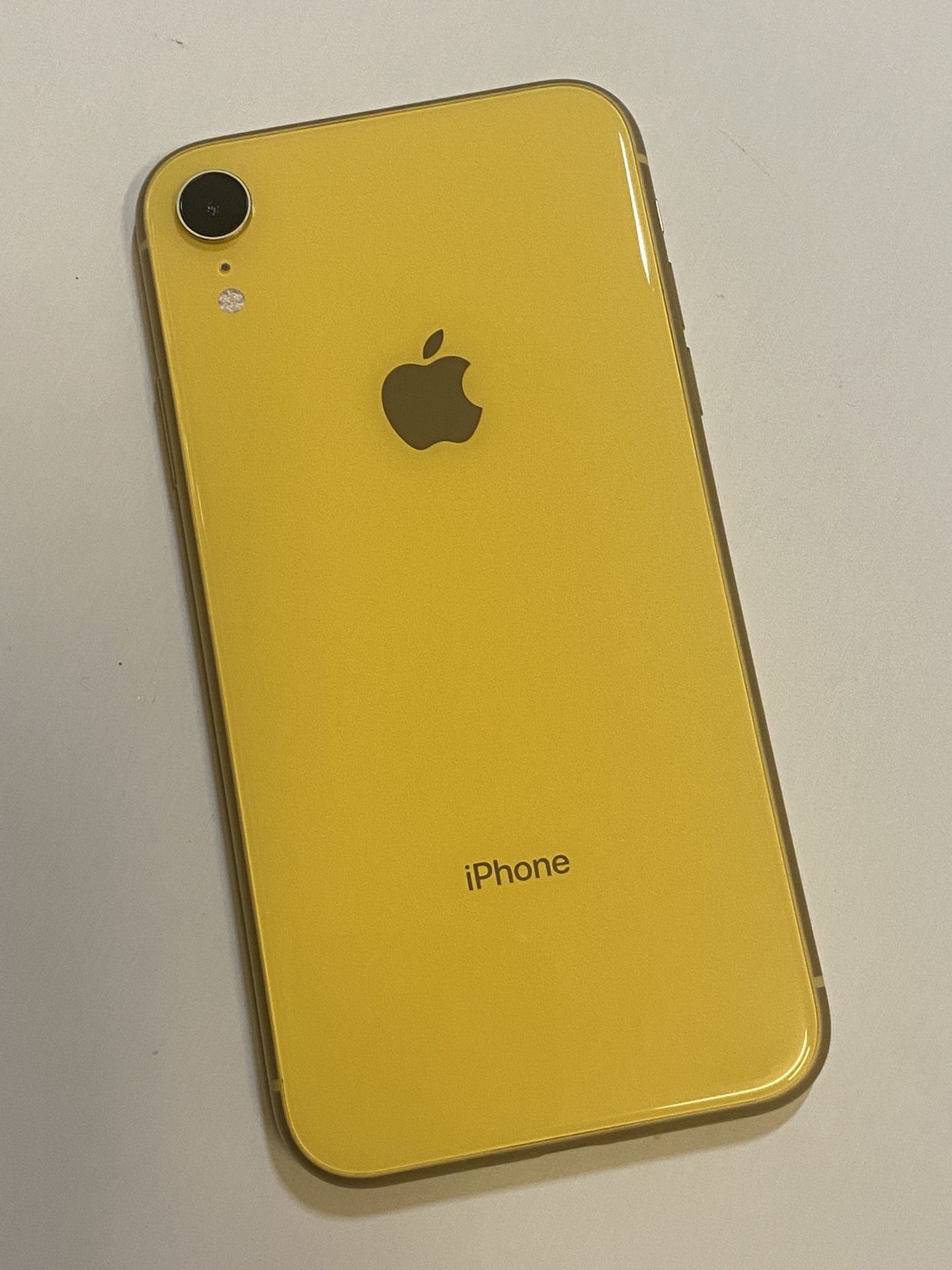 iPhone XR Fully Unlocked 