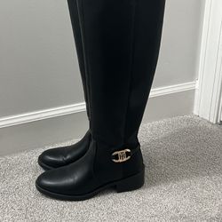 Tommy Hilfiger Women’s Imizza Faux Leather Boots — Size 5.5 M