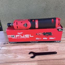 Milwaukee (2486-20) M12 FUEL 12V Lithium-Ion Brushless Cordless 1/4 in. Straight Die Grinder (Tool-Only)