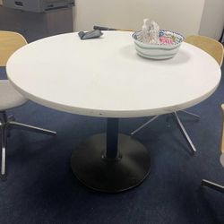 Round Office Table