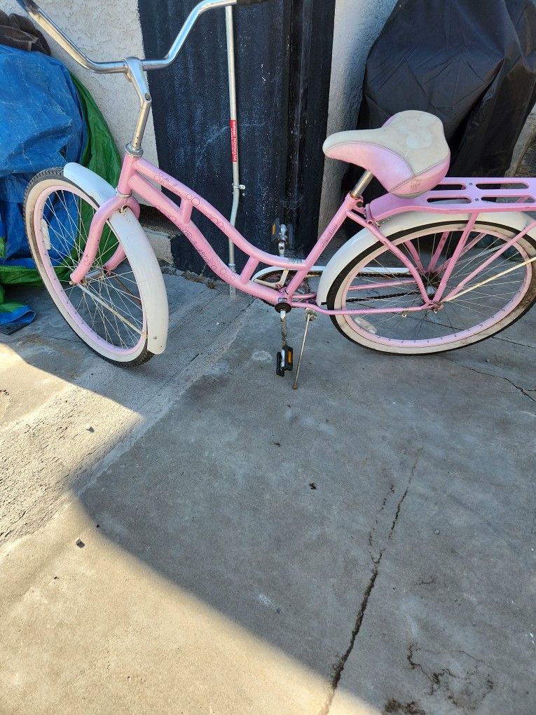 Schwinn 26" Pink Delmar Cruiser Bike