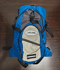 Camelback mini mule