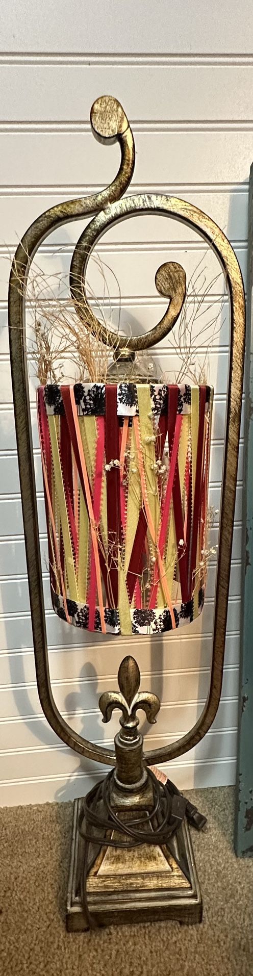 Metal Decorative Table Lamp